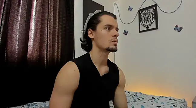 Snapshot of maxi_styles chatting on March 15, 7:05 pm maxi styles online show from March 15, 7:05 pm