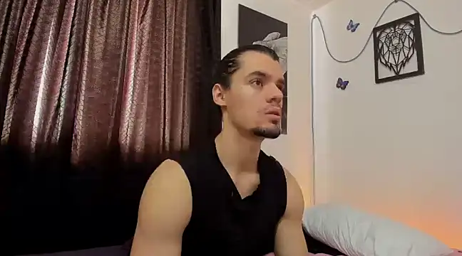 Snapshot of maxi_styles chatting on March 17, 7:48 pm maxi styles online show from March 17, 7:48 pm