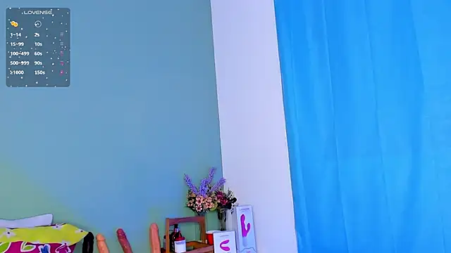 LovelyNickii online show from February 10, 12:39 pm