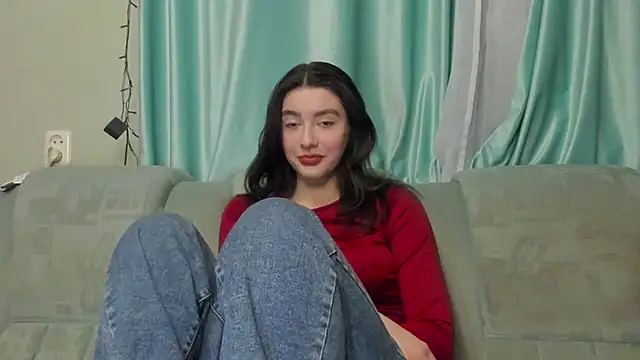 honey love honeyy online show from January 23, 6:45 pm