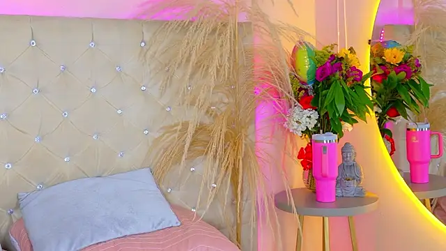 AlynAllen online show from March 14, 5:40 pm