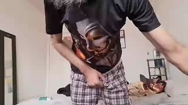 Snapshot of BaByArM81 chatting on February 9, 6:37 pm BaByArM81 online show from February 9, 6:37 pm