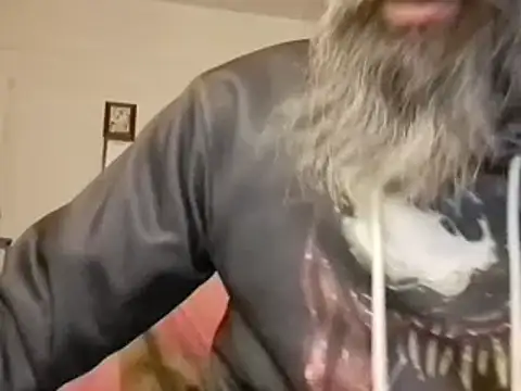 Snapshot of BaByArM81 chatting on February 21, 2:06 am BaByArM81 online show from February 21, 2:06 am