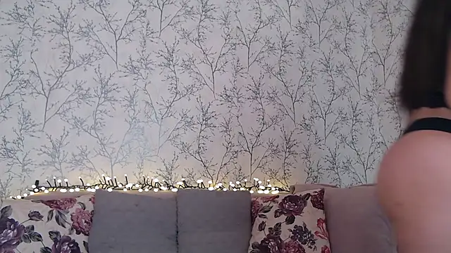 SweetChyou online show from January 28, 9:30 am