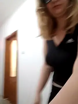 blondaf online show from March 14, 5:27 am