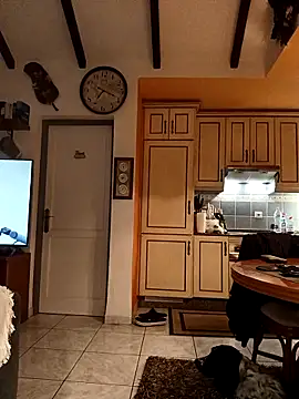 Snapshot of MountJohnXL chatting on February 19, 2:12 am MountJohnXL online show from February 19, 2:12 am