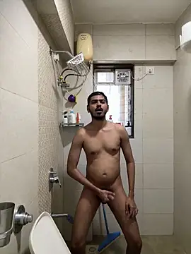 Snapshot of cute_modell chatting on October 15, 5:18 am cute modell online show from October 15, 5:18 am