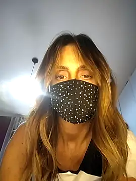 Snapshot of Akemi_rossi chatting on September 25, 11:36 am Akemi rossi online show from September 25, 11:36 am