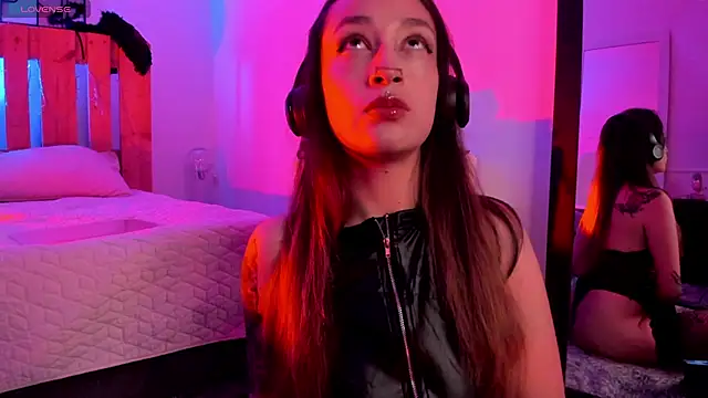 Snapshot of coral_jonesss chatting on October 24, 2:46 pm coral jonesss online show from October 24, 2:46 pm