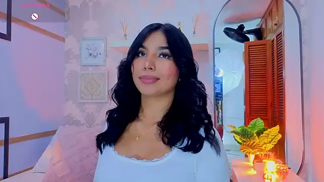 CharlotteGraay online show from April 6, 7:59 pm