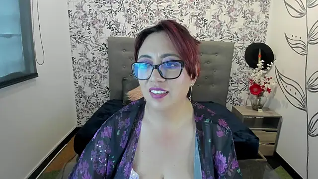 Victoria Adamns online show from February 22, 5:46 pm