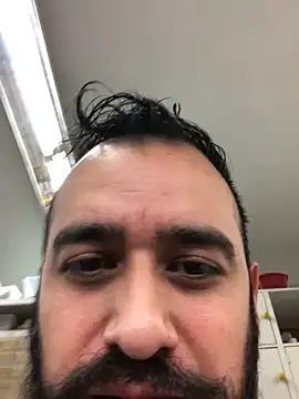 Snapshot of leonardohot1987 chatting on January 28, 4:41 pm leonardohot1987 online show from January 28, 4:41 pm