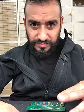 Snapshot of leonardohot1987 chatting on February 10, 8:42 pm leonardohot1987 online show from February 10, 8:42 pm