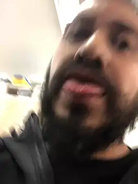 Snapshot of leonardohot1987 chatting on February 11, 5:07 pm leonardohot1987 online show from February 11, 5:07 pm