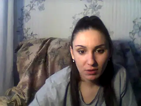 Snapshot of Yuliia30 chatting on February 16, 1:27 pm Yuliia30 online show from February 16, 1:27 pm