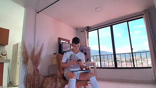 orlando yate online show from September 14, 8:52 pm