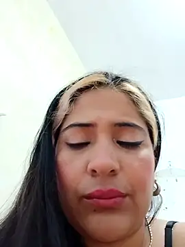 Snapshot of newveronika chatting on January 16, 10:10 am newveronika online show from January 16, 10:10 am