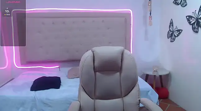 kathepickmanx online show from March 5, 9:27 am