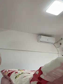 Hey-Cute online show from November 16, 12:27 am