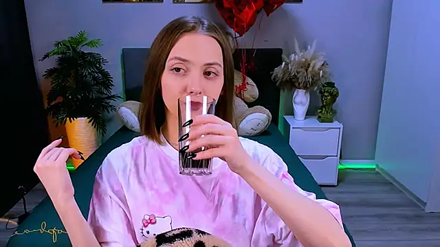 Snapshot of JesssWalker chatting on March 22, 1:54 am JesssWalker online show from March 22, 1:54 am