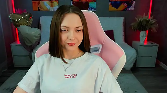 JesssWalker online show from April 19, 9:08 am