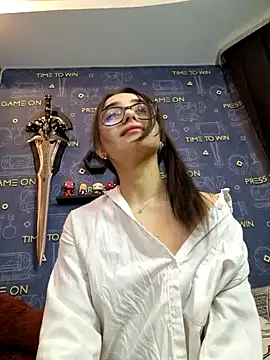 Snapshot of LittleX_Angel chatting on January 24, 12:10 pm LittleX Angel online show from January 24, 12:10 pm