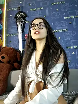 Snapshot of LittleX_Angel chatting on February 26, 12:58 pm LittleX Angel online show from February 26, 12:58 pm