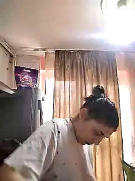 Snapshot of Rosanna_Rennie chatting on February 9, 8:44 am Rosanna Rennie online show from February 9, 8:44 am