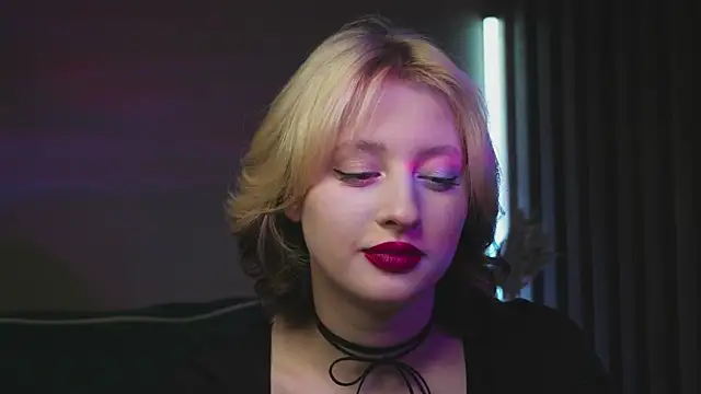 milasmiu online show from February 17, 6:15 pm