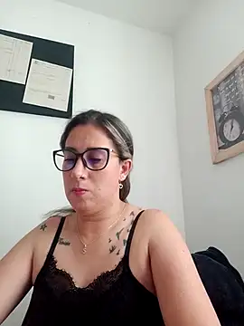 Snapshot of CHARLOTTE_1711 chatting on February 10, 10:30 pm CHARLOTTE 1711 online show from February 10, 10:30 pm