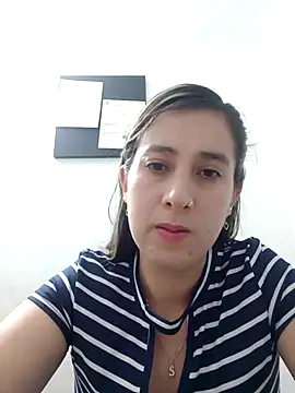 Snapshot of CHARLOTTE_1711 chatting on March 2, 1:04 am CHARLOTTE 1711 online show from March 2, 1:04 am