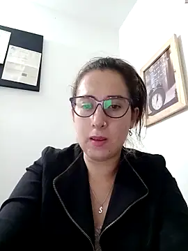 Snapshot of CHARLOTTE_1711 chatting on March 4, 2:38 am CHARLOTTE 1711 online show from March 4, 2:38 am