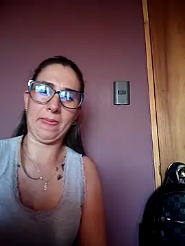 CHARLOTTE 1711 online show from March 10, 9:09 pm