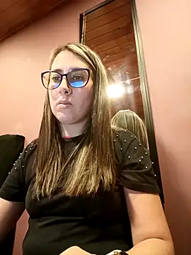 CHARLOTTE 1711 online show from April 9, 3:50 am