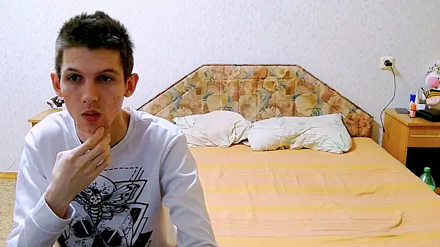 Lester Broo online show from March 9, 2:50 am