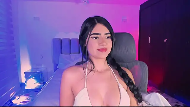 Snapshot of BellaaStorm chatting on October 22, 9:36 pm BellaaStorm online show from October 22, 9:36 pm