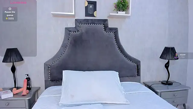 Snapshot of BellaaStorm chatting on October 25, 9:20 pm BellaaStorm online show from October 25, 9:20 pm