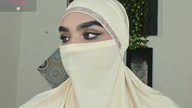 Maissa Alabi online show from October 11, 6:39 pm