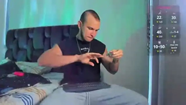 austinoficial online show from February 14, 8:27 pm