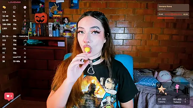 Snapshot of Annycolin_ chatting on October 25, 4:20 am Annycolin online show from October 25, 4:20 am