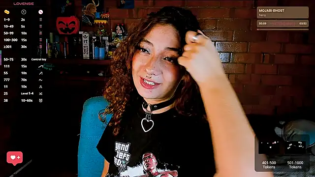 Snapshot of Annycolin_ chatting on November 5, 4:45 am Annycolin online show from November 5, 4:45 am