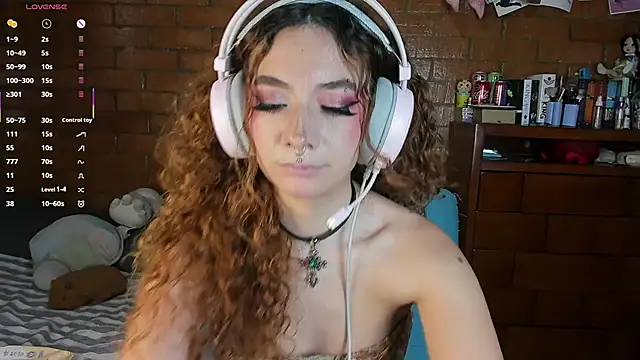Annycolin  online show from May 26, 10:28 pm