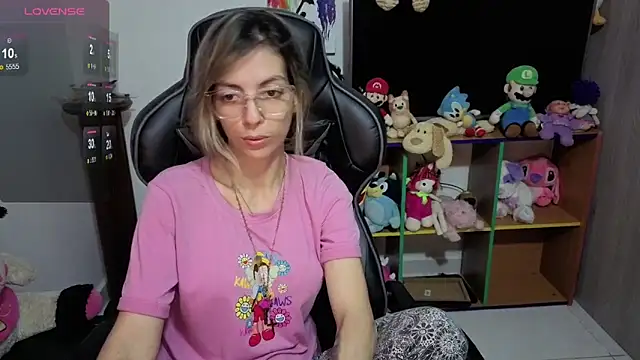 Princezzlove3 online show from October 20, 11:27 pm