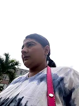 saraa franco  online show from January 15, 4:44 pm