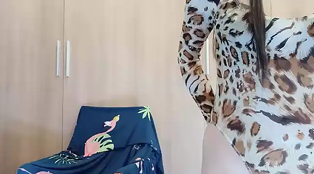 Snapshot of Lush-Office chatting on March 8, 3:24 pm Lush-Office online show from March 8, 3:24 pm