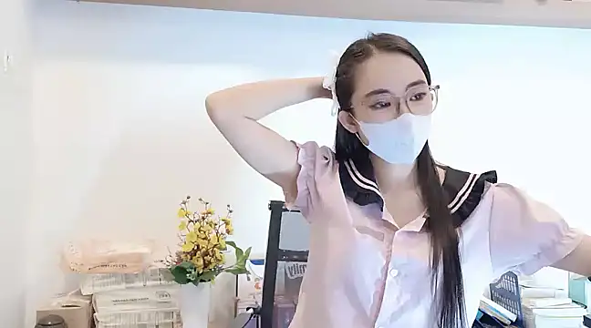 Snapshot of Lush-Office chatting on March 18, 1:20 pm Lush-Office online show from March 18, 1:20 pm