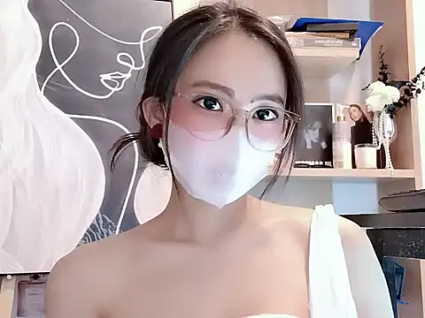 Snapshot of Lush-Office chatting on November 26, 7:20 am Lush-Office online show from November 26, 7:20 am