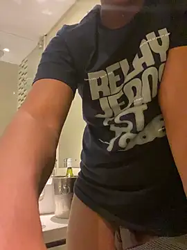 snotLoud online show from February 23, 2:14 pm