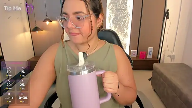 lilly ass  online show from February 20, 7:25 pm