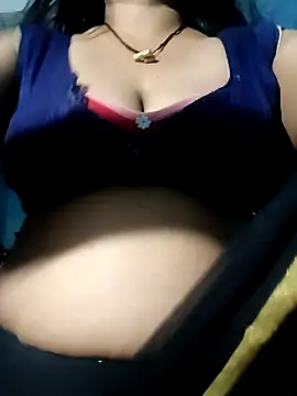 Snapshot of Haseena_Baby chatting on February 15, 7:38 am Haseena Baby online show from February 15, 7:38 am